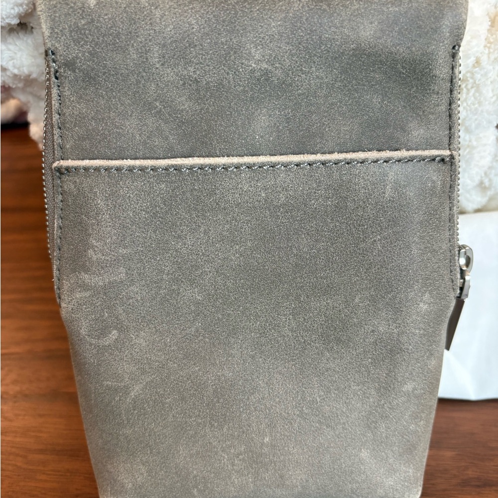 Hammitt VIP Mobile Crossbody - Picture 6 of 8